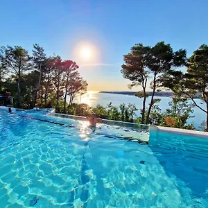 4* Holiday park Punto Blu Valamar Village